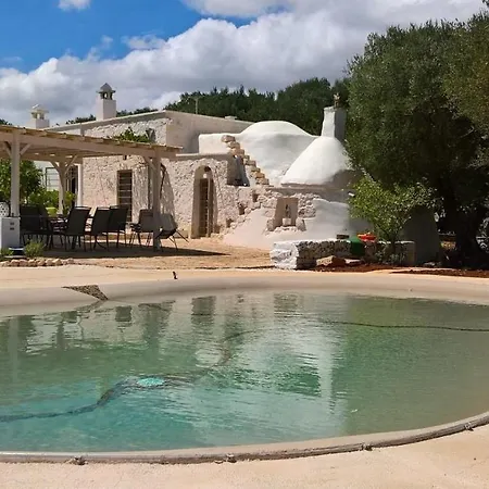Trullo Nonno Bebe Casa di campagna