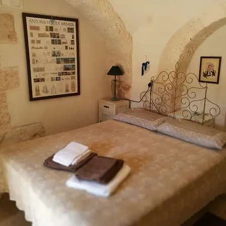 Trullo Nonno Bebe * Ostuni