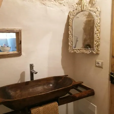 Trullo Nonno Bebe Ostuni