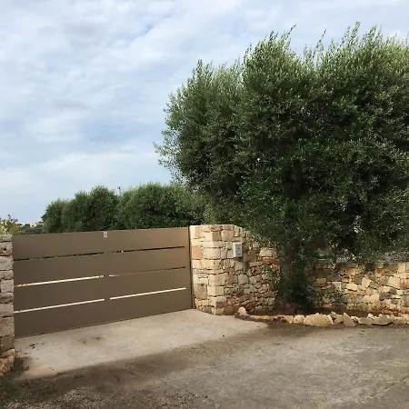 Trullo Nonno Bebe * Ostuni